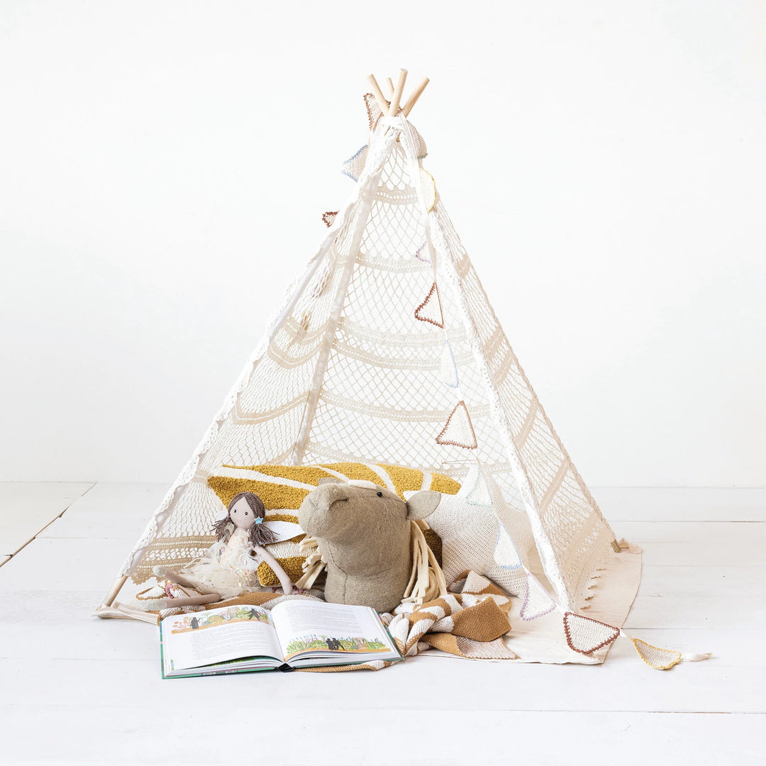 Crochet & Wood Teepee #DF8523