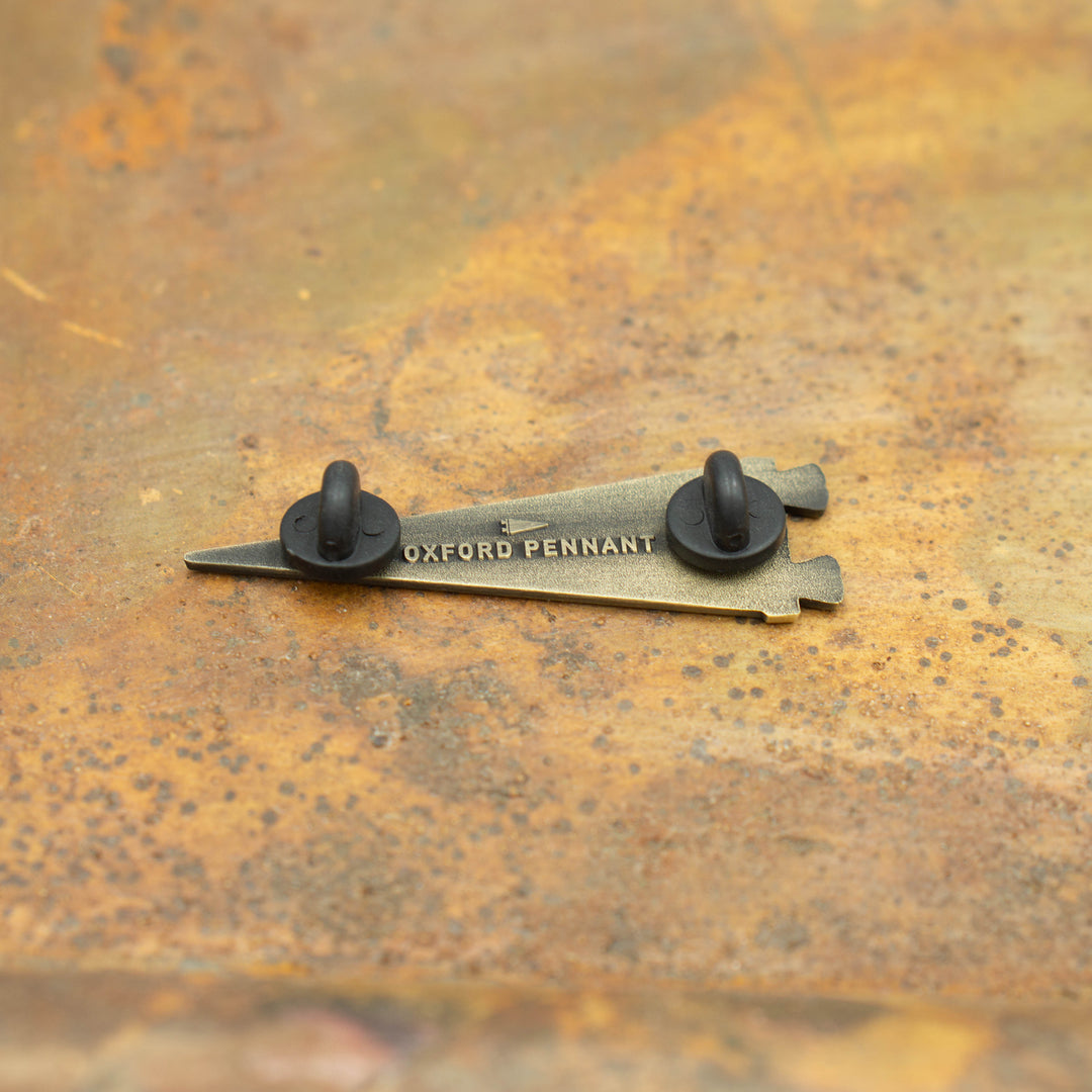 Oxford Pennant x Gruene Hall 1878 Pennant Pin
