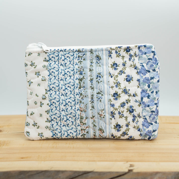 Howdy Darlin' Quilted Zipper Bag #QMB283